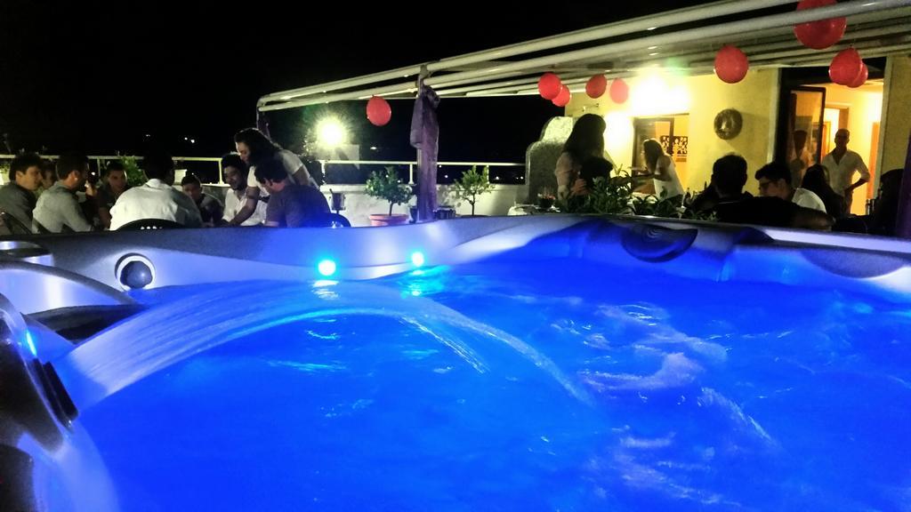 סניגליה Hotel Caggiari מראה חיצוני תמונה