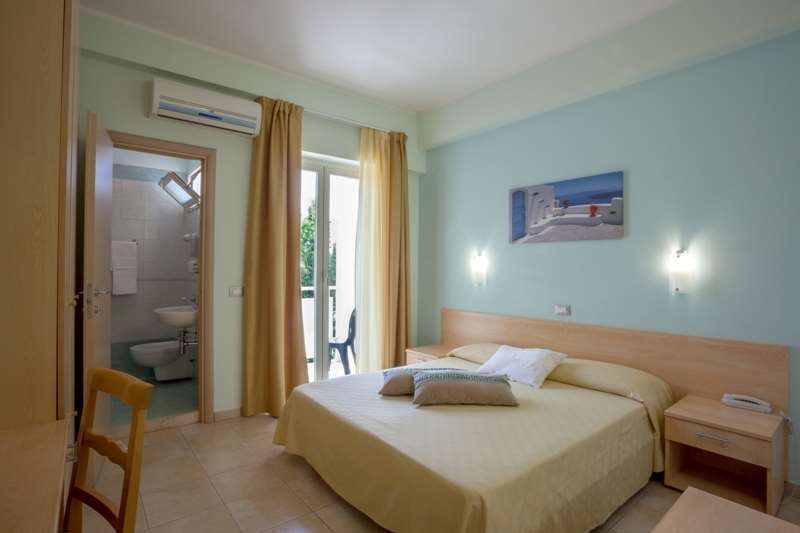 סניגליה Hotel Caggiari חדר תמונה